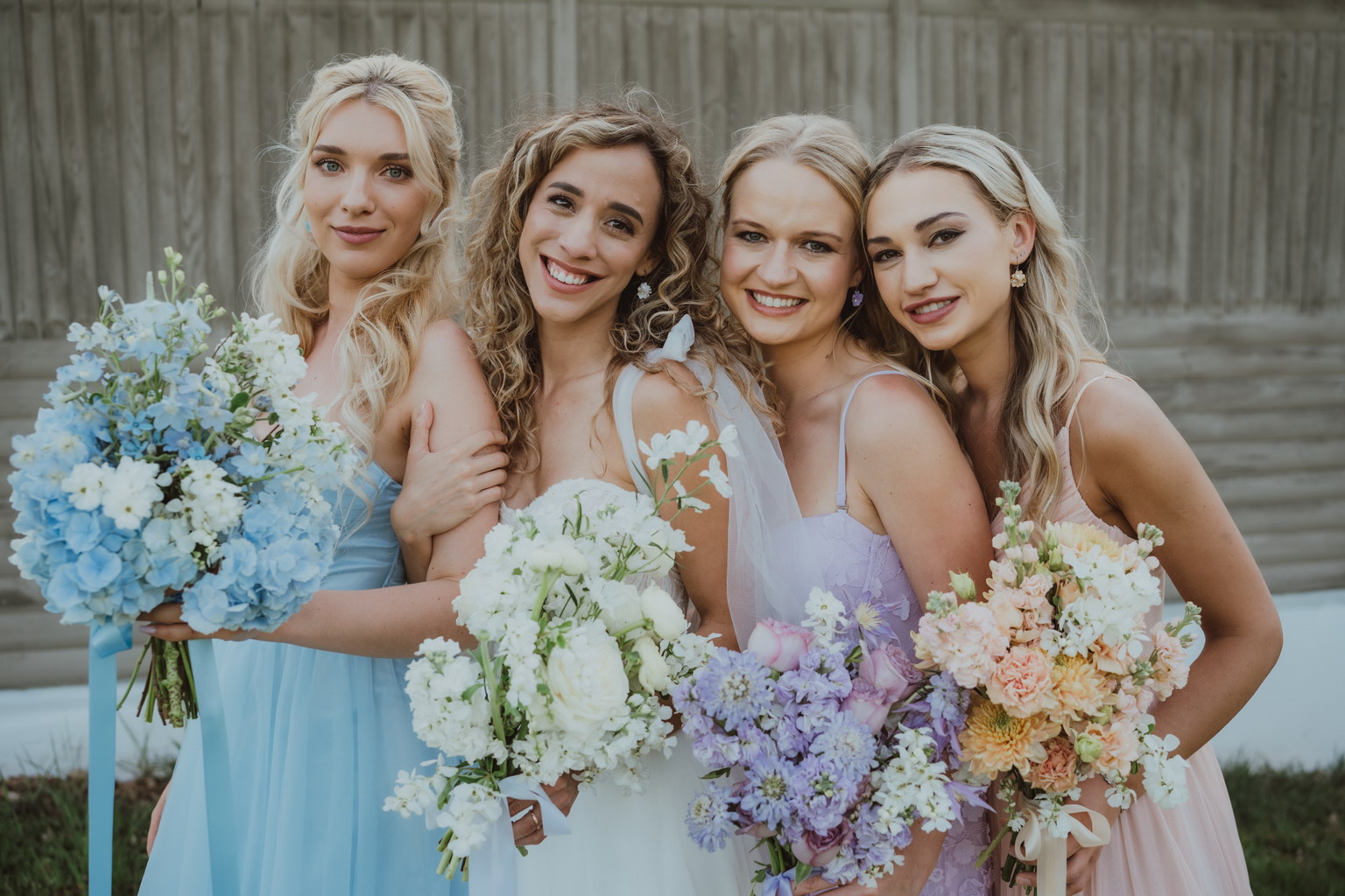 Svatební editorial Malý Oslov náušnice Mairi_4597